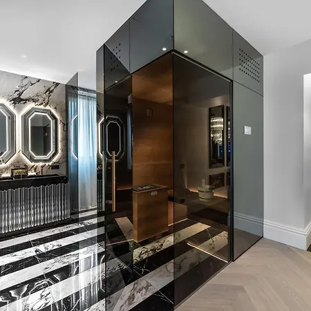 The Plein - Small Luxury Of The World Szálloda 5*